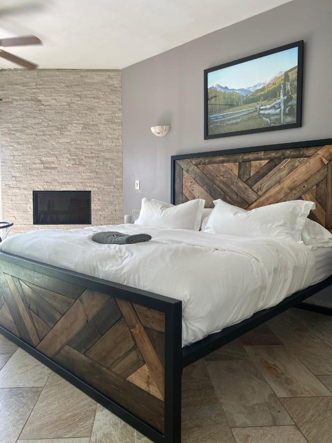 Bed & Breakfast Pikes Peak Paradise 3*